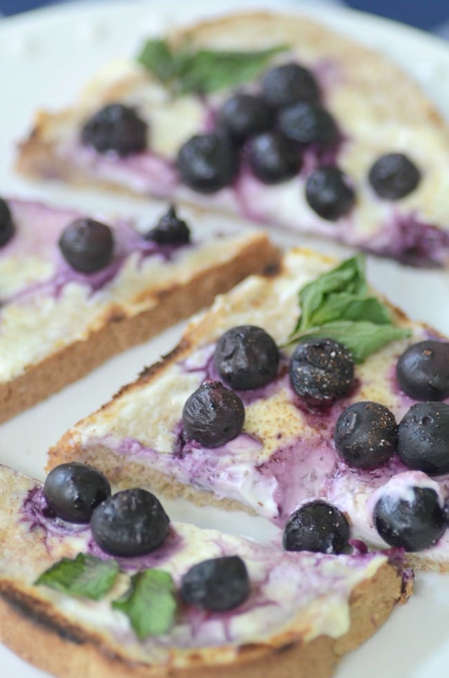 Blueberry Toast with Cream Cheese & Mint