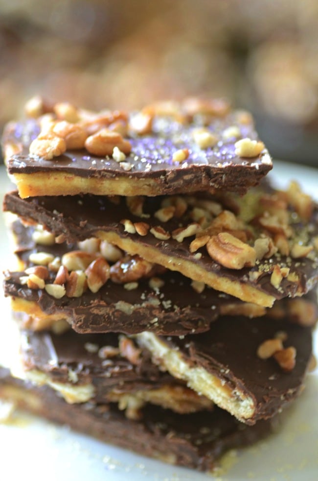 Fool's Toffee made with saltine crackers
