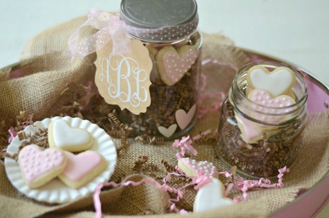 Easy Valentine's Day Cookie Jar with Monogrammed Favor Tag 