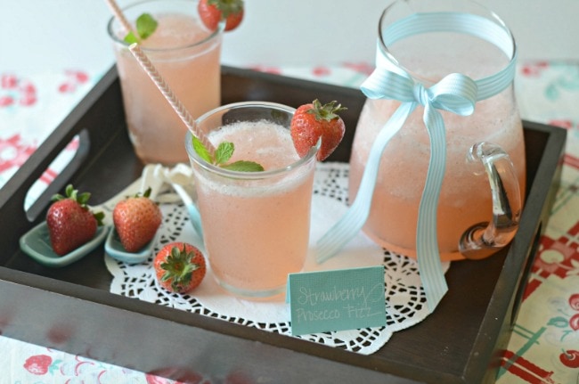 Strawberrry Prosecco Fizz Slushies