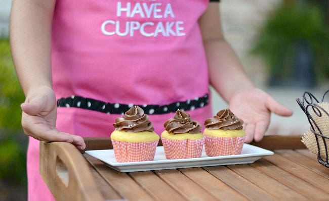 Keep Calm & Have a Cupcake 