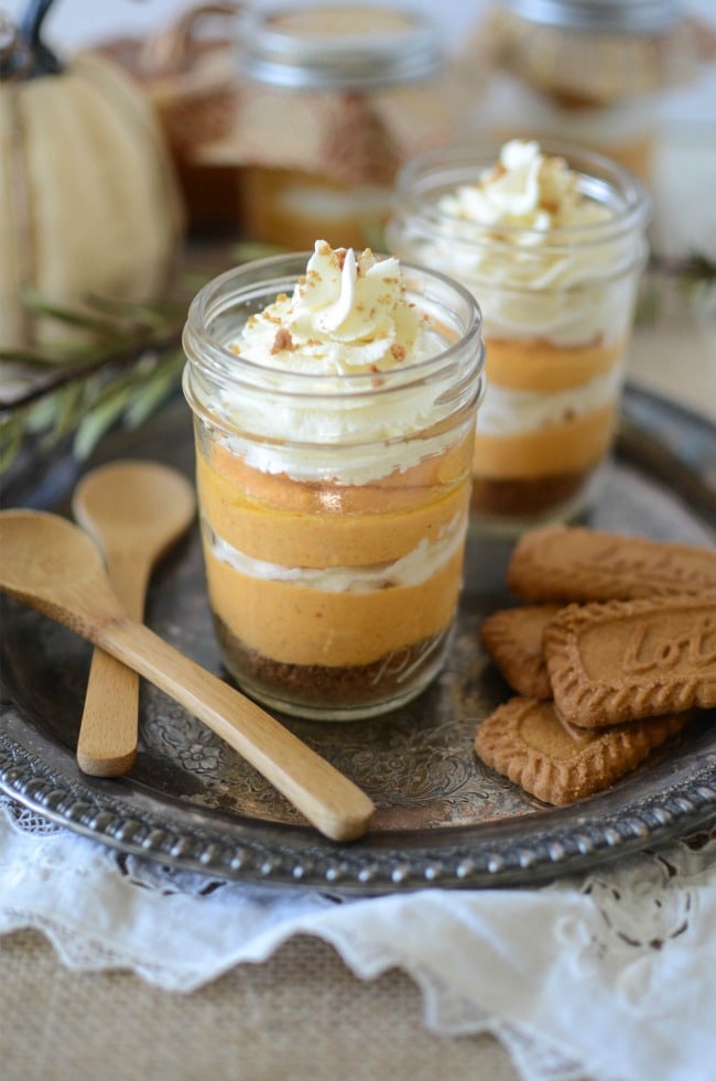Mason Jar Pumpkin Cheesecake Trifles