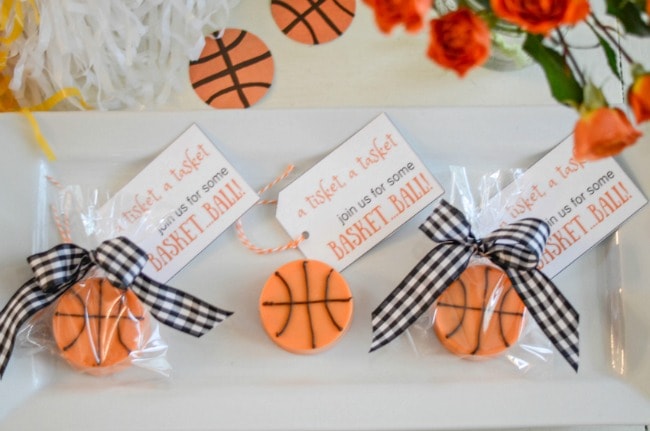 OREO Basketball Invitation DIY by Aimee Broussard Blog. 