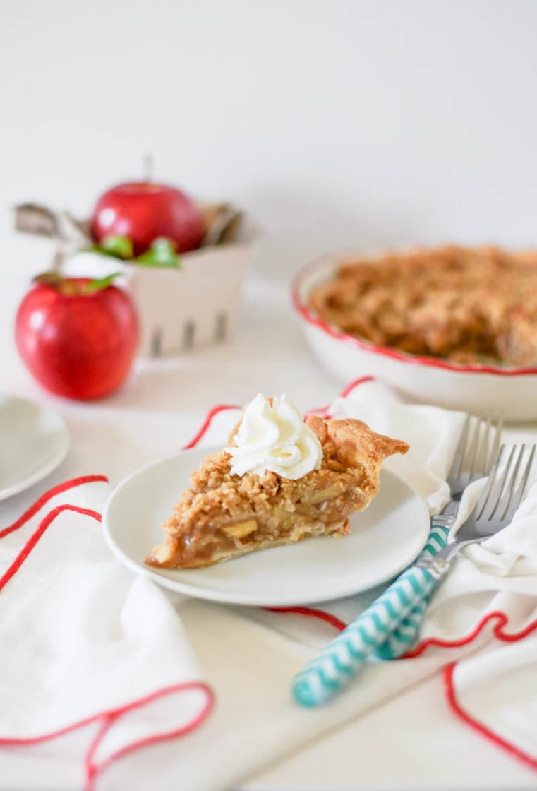 Dutch Apple Pie with Oatmeal Streusel Topping 
